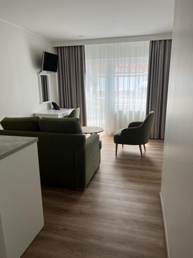 Hotel Le Postillon Echternach Exterior photo