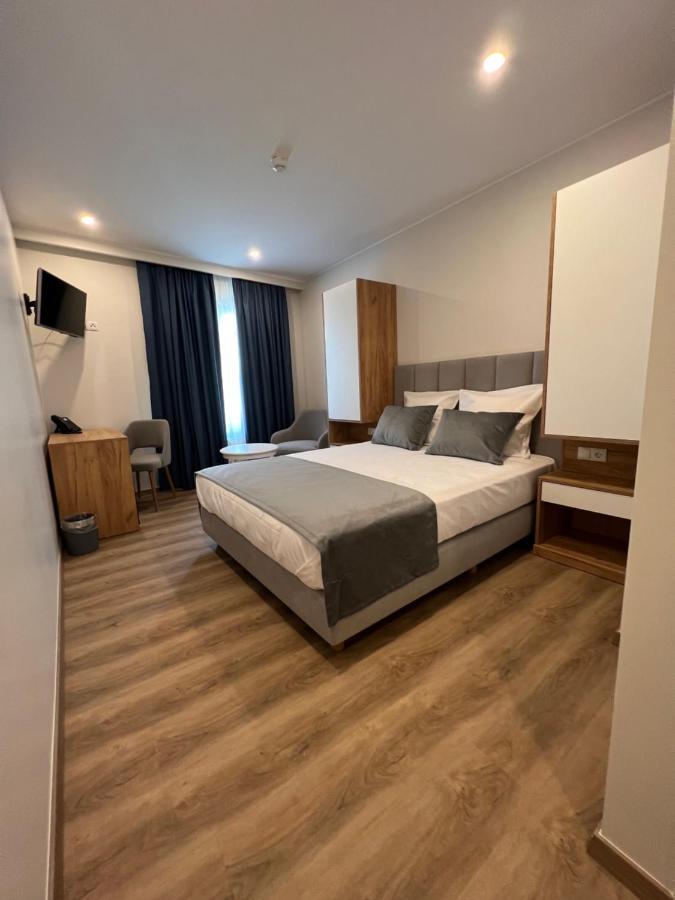 Hotel Le Postillon Echternach Exterior photo