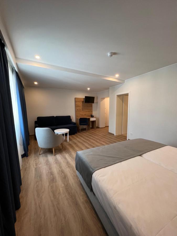 Hotel Le Postillon Echternach Exterior photo