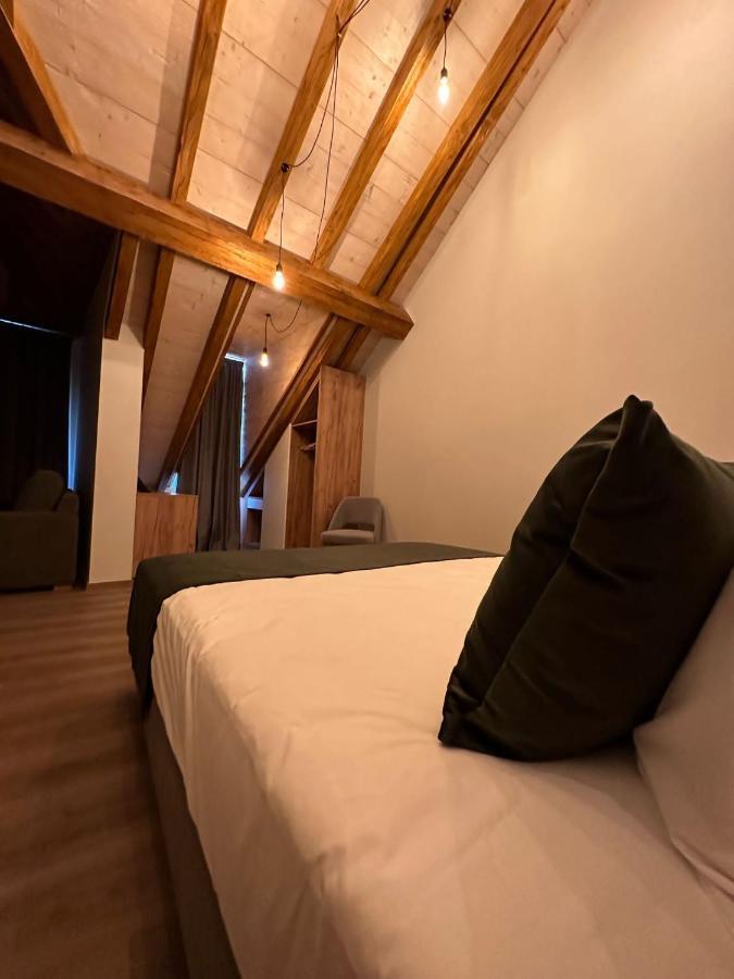 Hotel Le Postillon Echternach Exterior photo